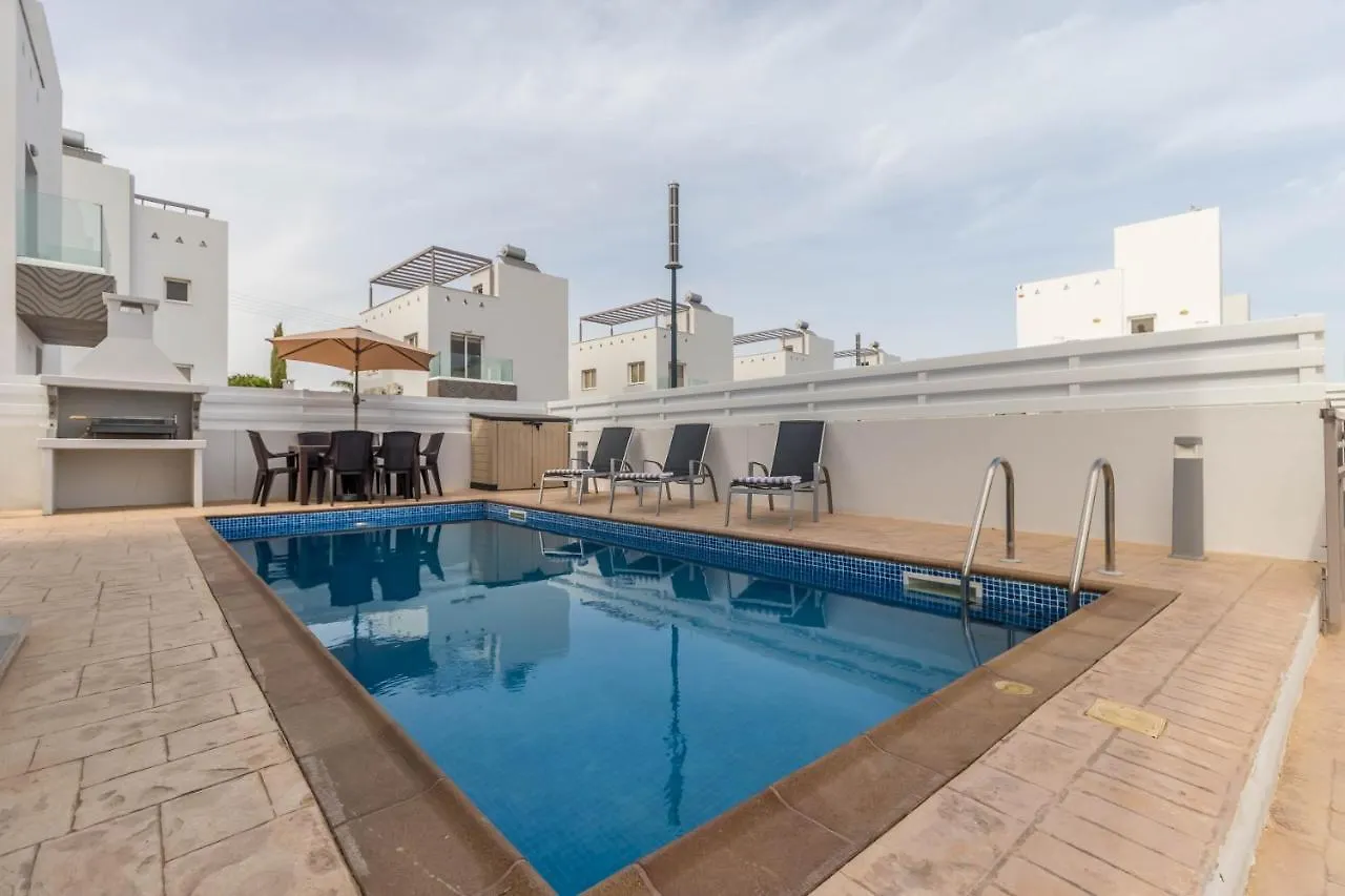 Nissini Villas 2 Ajia Napa